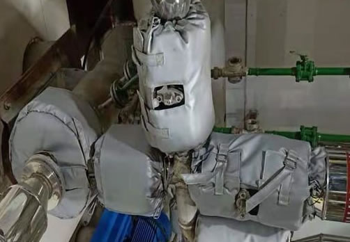 高溫管道<a href=http://m.bgcj.net.cn/e/tags/?tagname=%E4%BF%9D%E6%B8%A9%E9%9A%94%E7%83%AD target=_blank class=infotextkey>保溫隔熱</a>衣