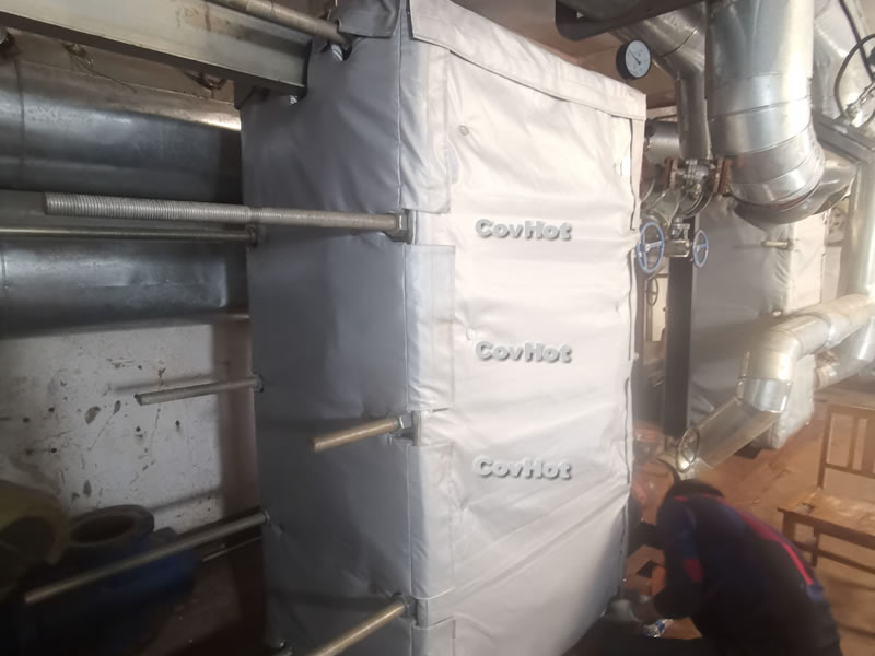 板式<a href=http://m.bgcj.net.cn/e/tags/?tagname=%E6%8D%A2%E7%83%AD%E5%99%A8%E4%BF%9D%E6%B8%A9 target=_blank class=infotextkey>換熱器保溫</a>,<a href=http://m.bgcj.net.cn/e/tags/?tagname=%E5%8F%AF%E6%8B%86%E5%8D%B8%E4%BF%9D%E6%B8%A9%E5%A5%97 target=_blank class=infotextkey>可拆卸<a href=http://m.bgcj.net.cn/e/tags/?tagname=%E4%BF%9D%E6%B8%A9%E5%A5%97 target=_blank class=infotextkey>保溫套</a></a>